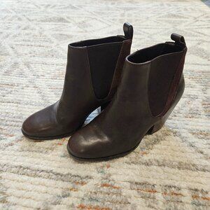 Cole Haan Size 7 Brown Leather Booties